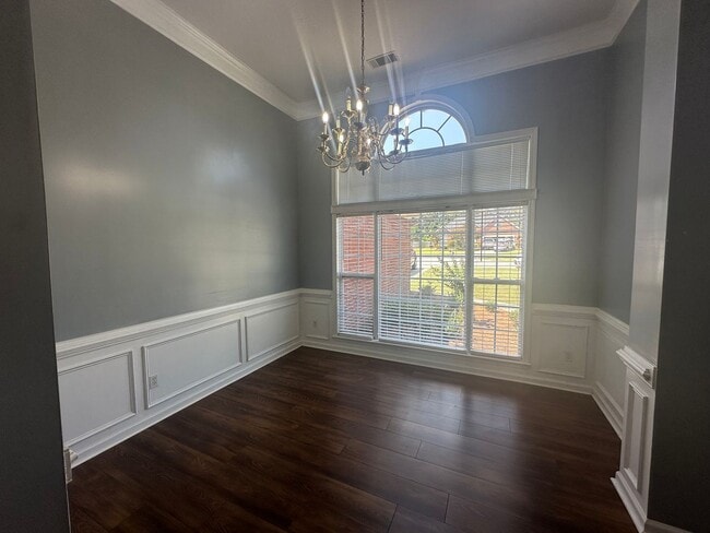 Building Photo - Beautiful 5 BR, 2.5 BA Home in Columbia County!