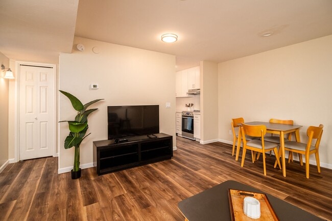 Floorplan - Union On Bellevue - Near The U of A