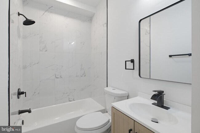 Building Photo - 2554 N 12th St