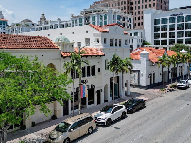 Building Photo - 2314 Ponce de Leon Blvd