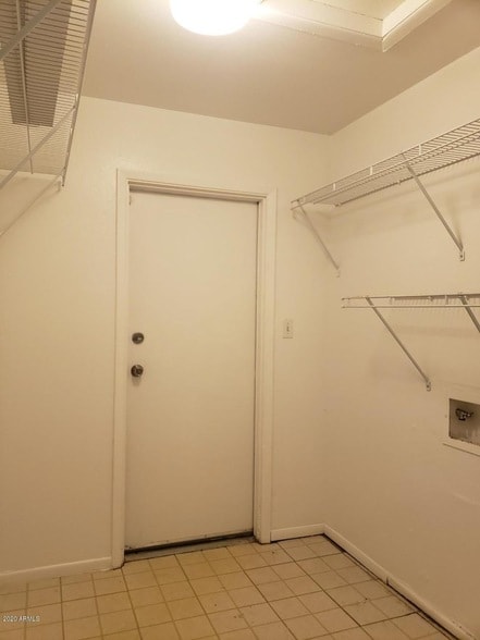 Building Photo - 3327 W Joan De Arc Ave