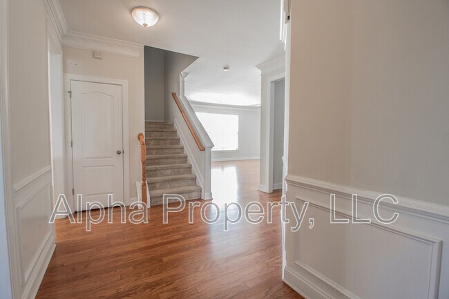 Building Photo - 311 Cypress Hill Ct