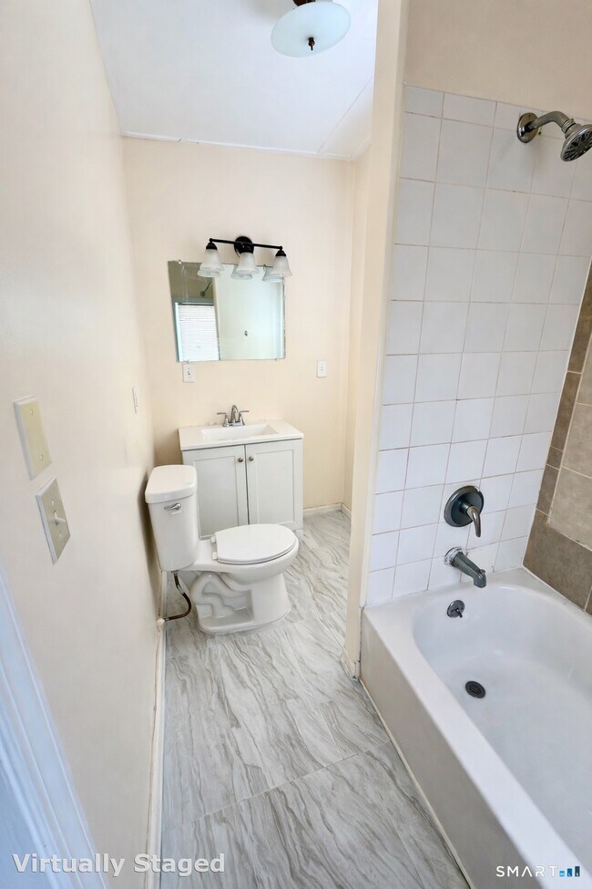 Building Photo - 259 6th St