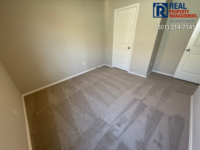 Building Photo - 6065 Discovery Trl