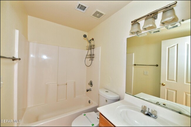 Building Photo - 14164 Robert Ituarte Dr