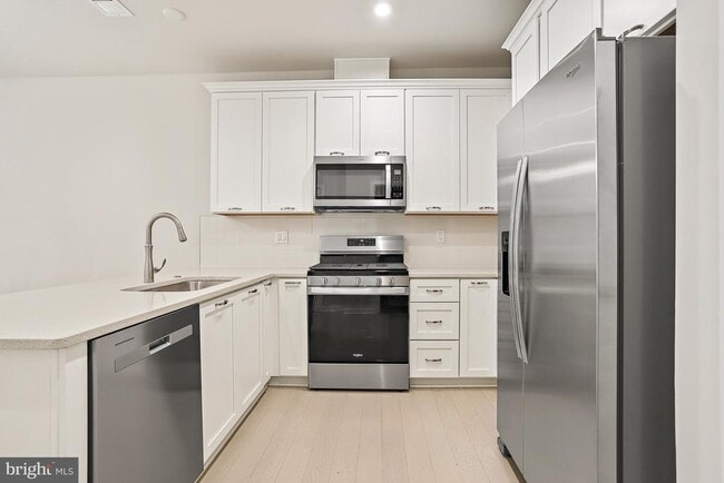 Building Photo - 7410 Backett Wood Ter