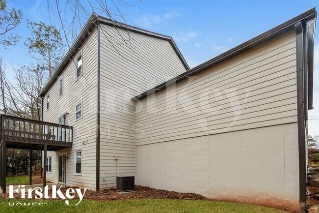 Building Photo - 855 Riverstone Ln