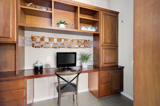 Building Photo - 3 Pyramid Lake Ct