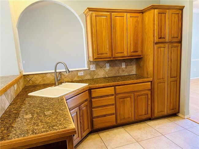 Building Photo - 15 Mills Dr