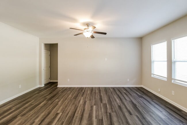 Building Photo - 4119 Kendrick Cir