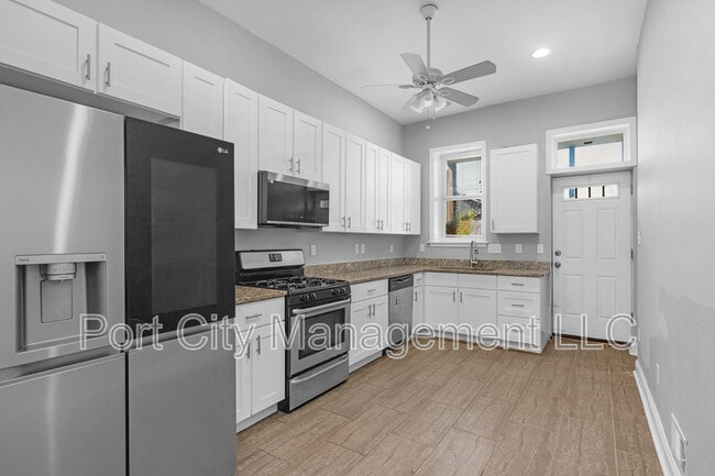 Building Photo - 2534 McCulloh St