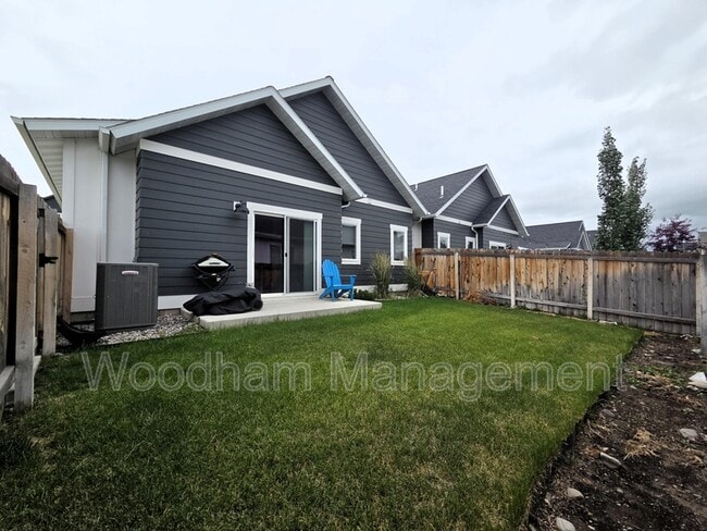 Building Photo - 3105 Mistral Way