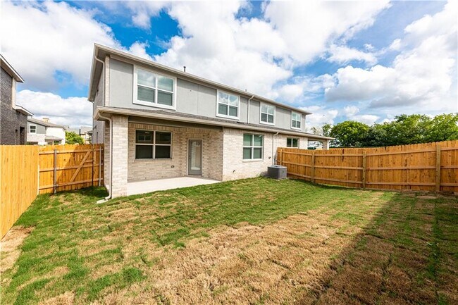 Building Photo - 1804 Bonham Ln