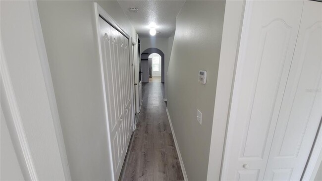 Building Photo - 4547 Ashburn Square Dr