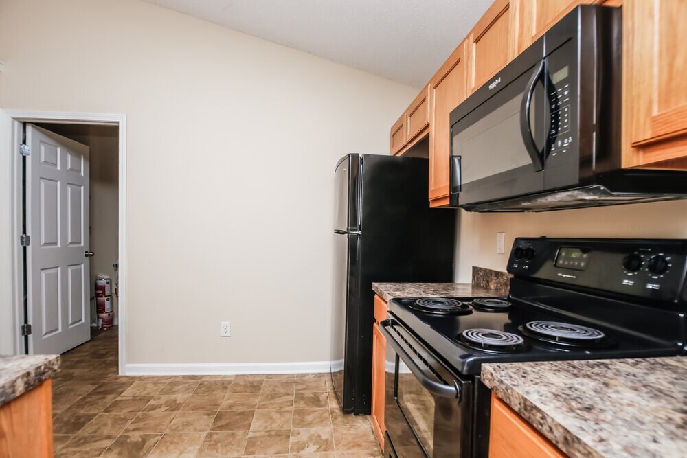 Building Photo - 43 Thorn Thicket Way