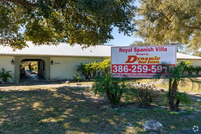 Building Photo - Royal Spanish Villas