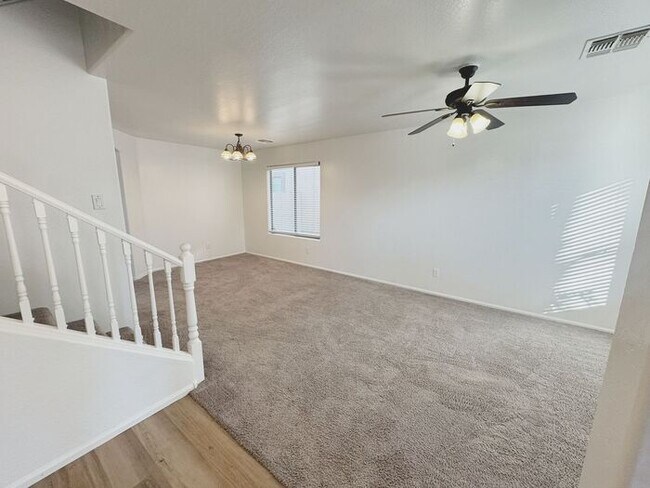 Building Photo - 4 BED, 2.5 BATH HOME IN CIRCLE CROSS RANCH SAN TAN VALLEY, AZ