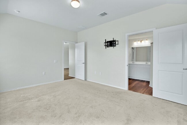 Building Photo - 6854 Hibiscus Falls