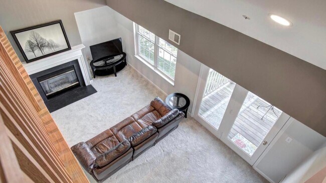 Building Photo - 4104 Monument Ct