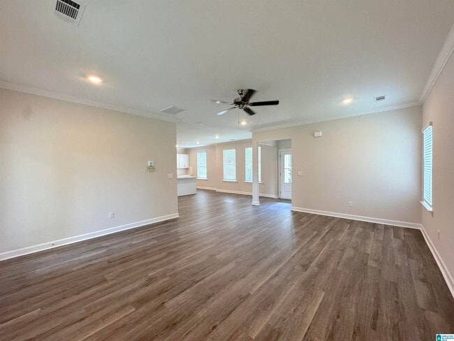 Building Photo - 1728 Windsor Hl Ln