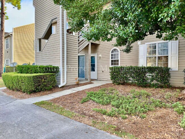 Building Photo - Updated 2BR/2BA First Floor Condo in Midtown Wilmington - $1,150/month! - Move in Special*