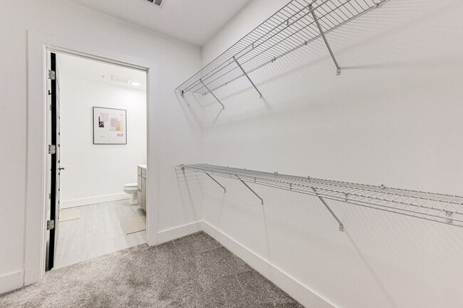 Building Photo - 1812 U.S. 19-SI ID1460735P