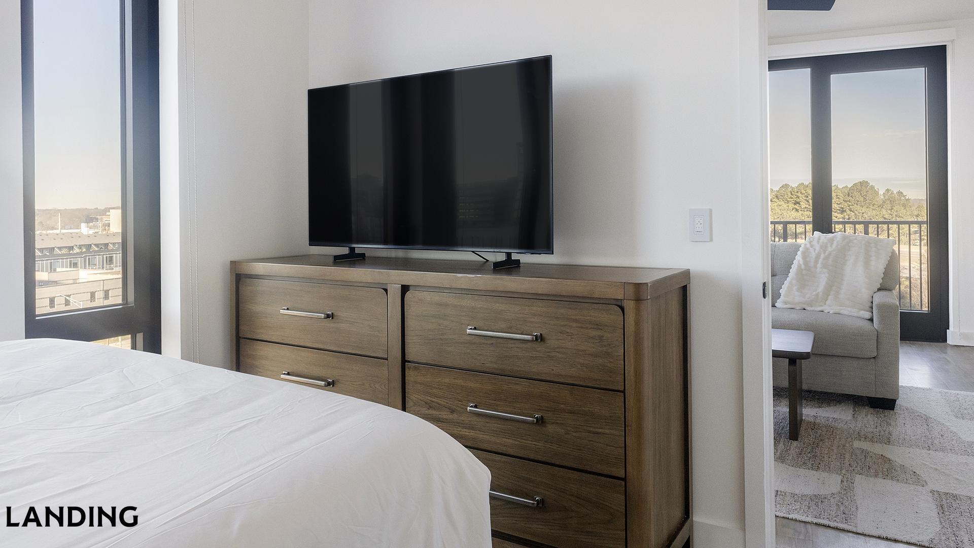 Building Photo - 1007 S Mint St