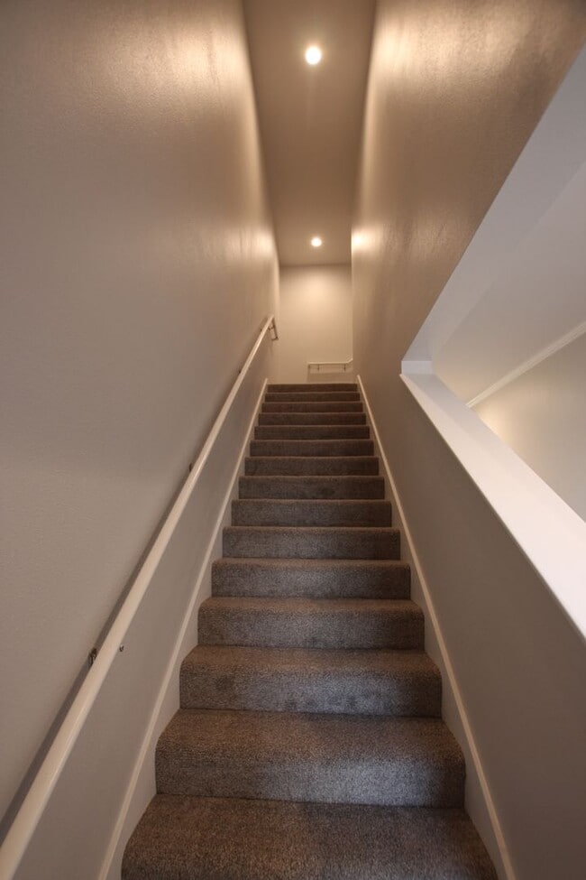 Building Photo - Lease Takeover Opportunity Available! 2 Bedroom, 2.5 Bathroom, 1 Car Garage