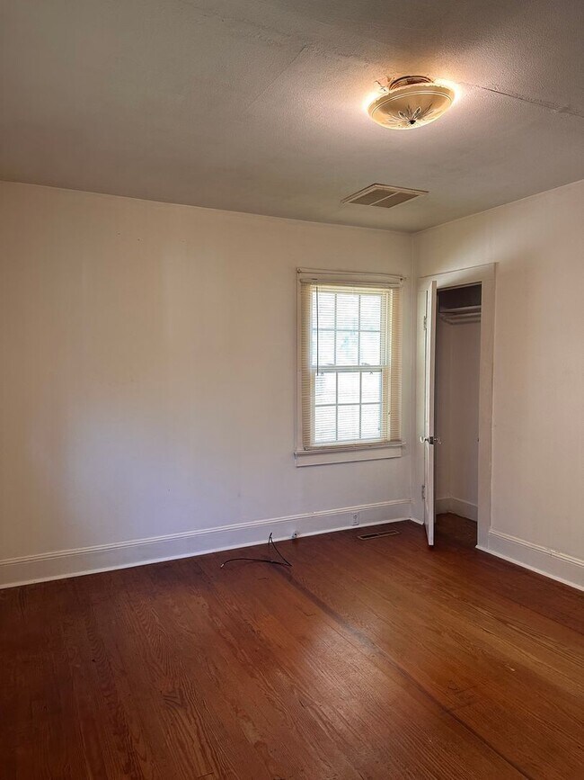 Building Photo - RENTAL HOME 2BD/1BTH