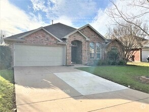 Building Photo - 711 San Antonio Trail