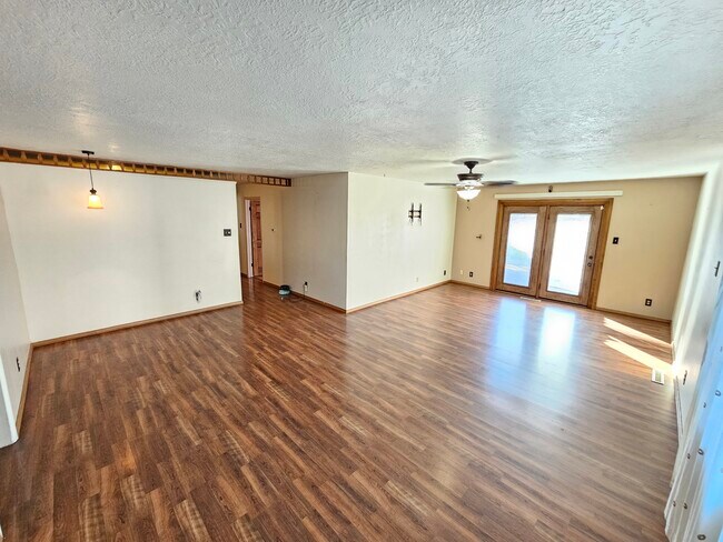 Dining area & Living Room - 10912 Woodland Ave NE