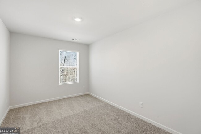 Building Photo - 5971 Skylar Dr