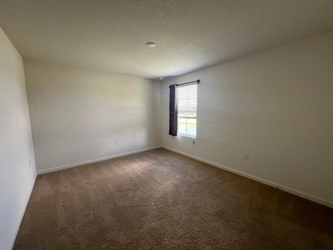 Building Photo - 1110 Newton Cir
