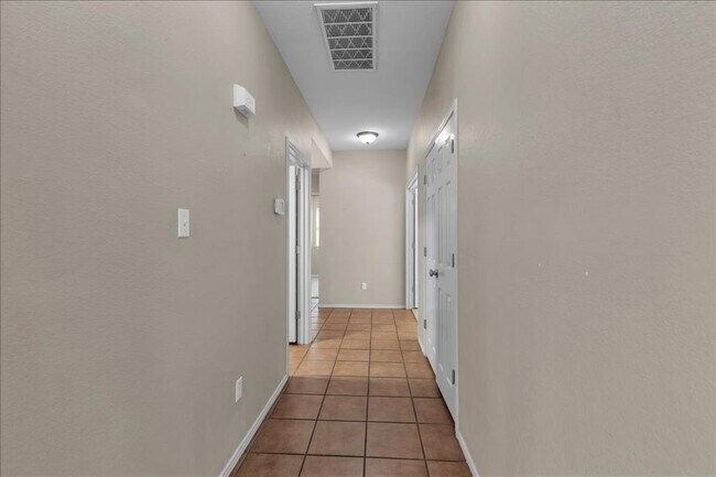 Building Photo - 3531 Roberto Clemente Ln