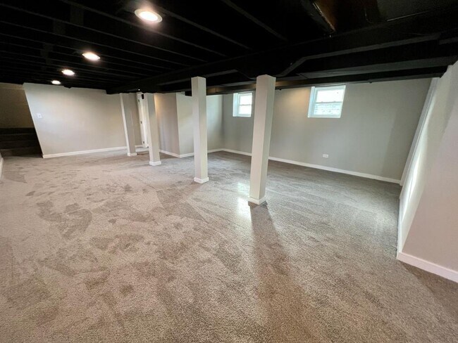 Building Photo - 15149 IL-114