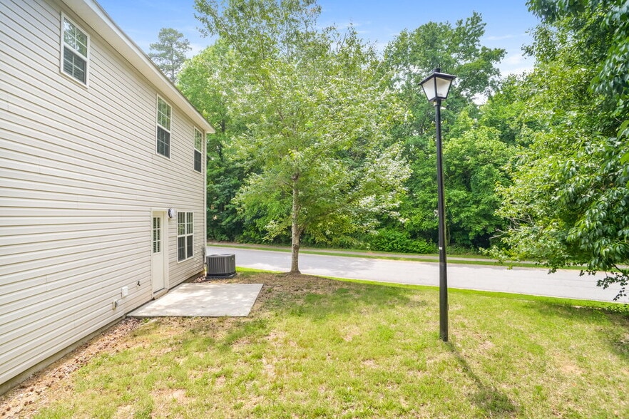 Building Photo - 1003 Korp Rd