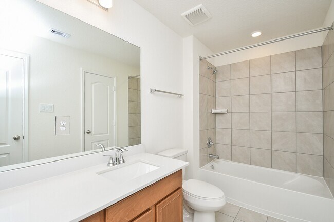 Building Photo - 8138 Leisure Pt Dr