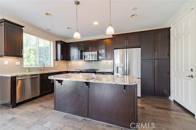 Building Photo - 166 Desert Bloom