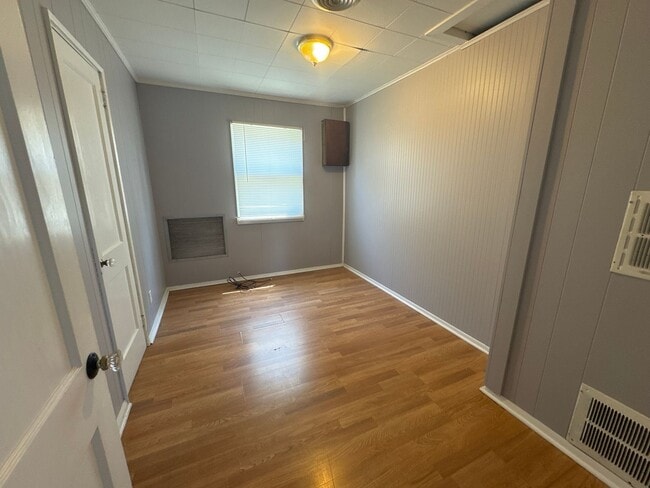 Building Photo - 3 bedroom house in Paducah