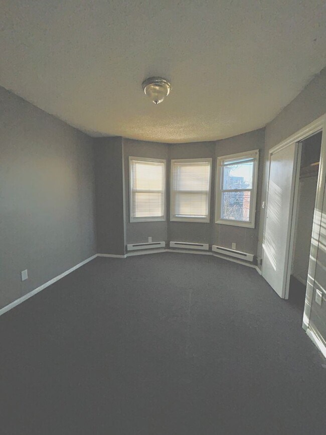 Building Photo - 133 Liberty St