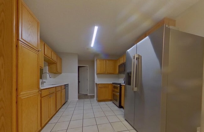 Building Photo - Designed for Living Well: Stunning 3-Bedroom Family Home