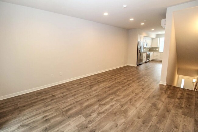 Building Photo - 10942 NE 189th St