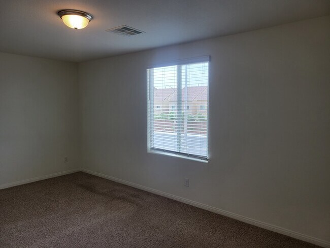 Building Photo - Newer 3 bedroom home in Treville Subdivision!