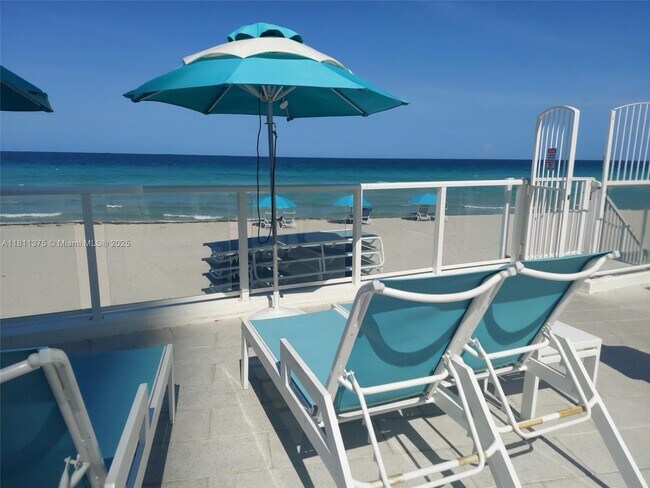 Building Photo - 3140 S Ocean Dr