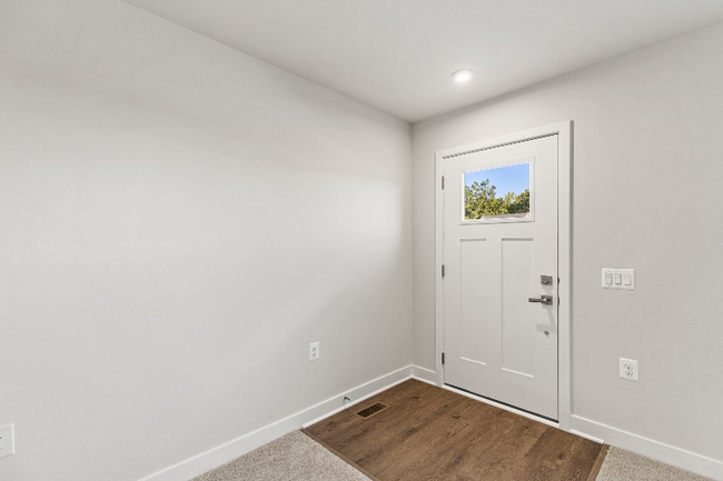 Building Photo - 4319 Southerby Dr