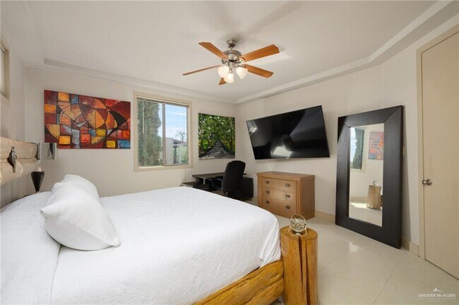 Building Photo - 24 Colorado Ct