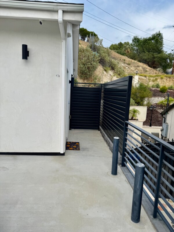 Building Photo - 78 Shadyspring Dr