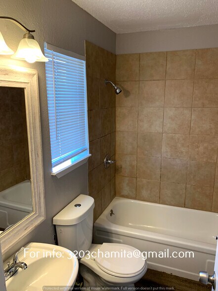 Building Photo - 3203 Chamita St