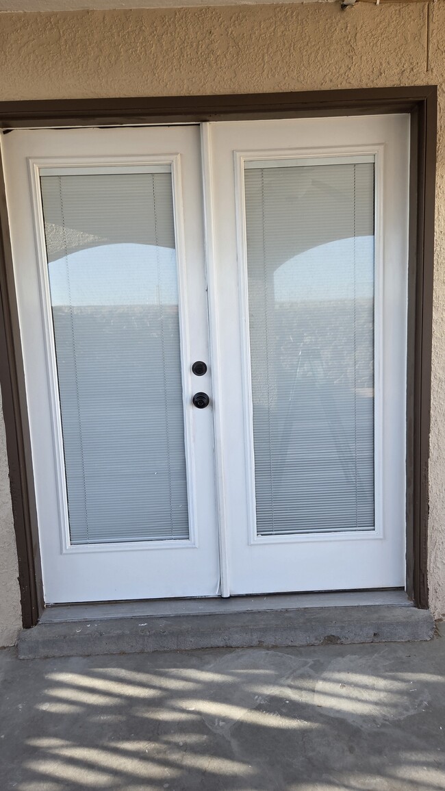 Building Photo - 12340 Tierra Arroyo Dr