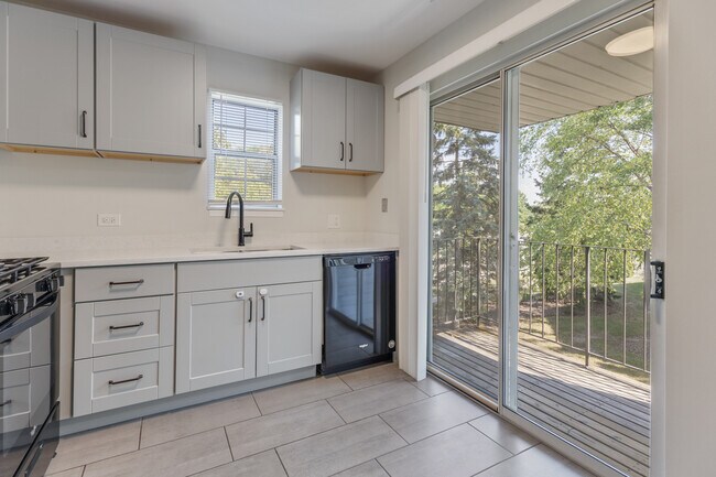 Building Photo - 47 Gant Cir